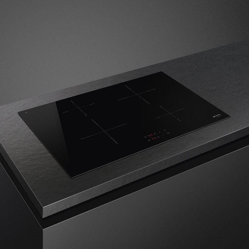 Plaque de cuisson induction SMEG semi-affleurante 70-75 cm Noir