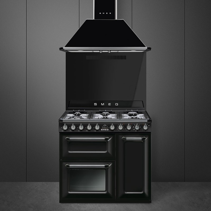 Centre de cuisson SMEG 90 cm four en hauteur Induction "Victoria"